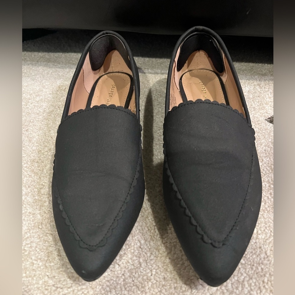 Draper James Women’s Black Windham Pointed Toes Slip-On Loafers - 7